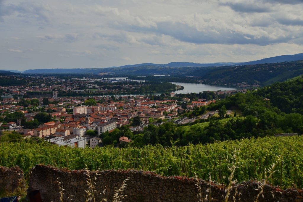 DomGerardtopofhill-1024x683-min